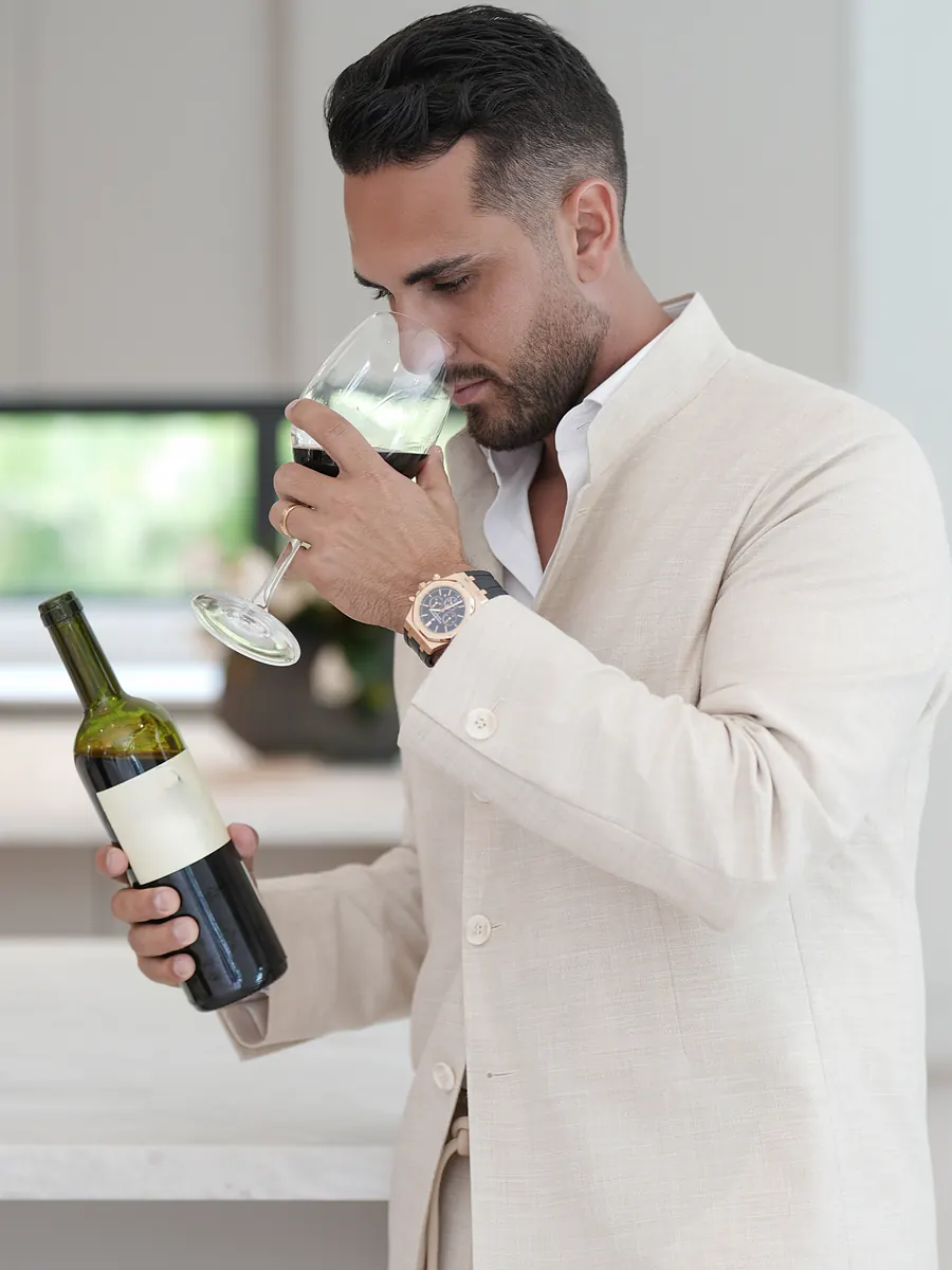 Milano, a closer view of the jacket over a white shirt